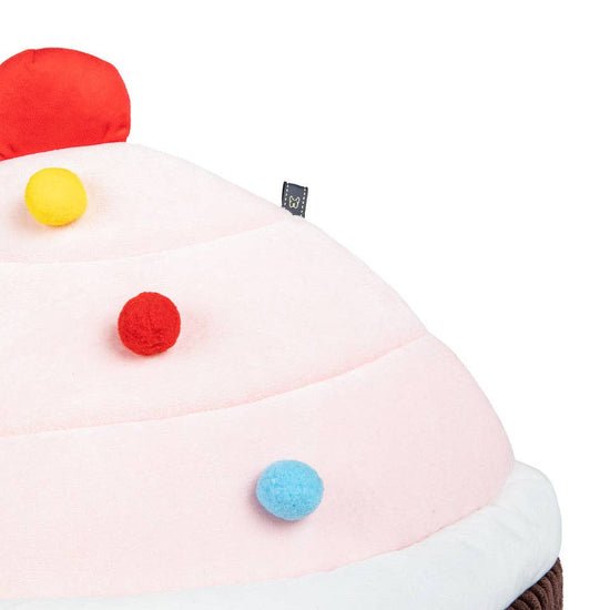 Nandog Pet Gear - CUPCAKE CHOCOLATE DOG BED / CAT HUT - LARGE PRIVE  Image