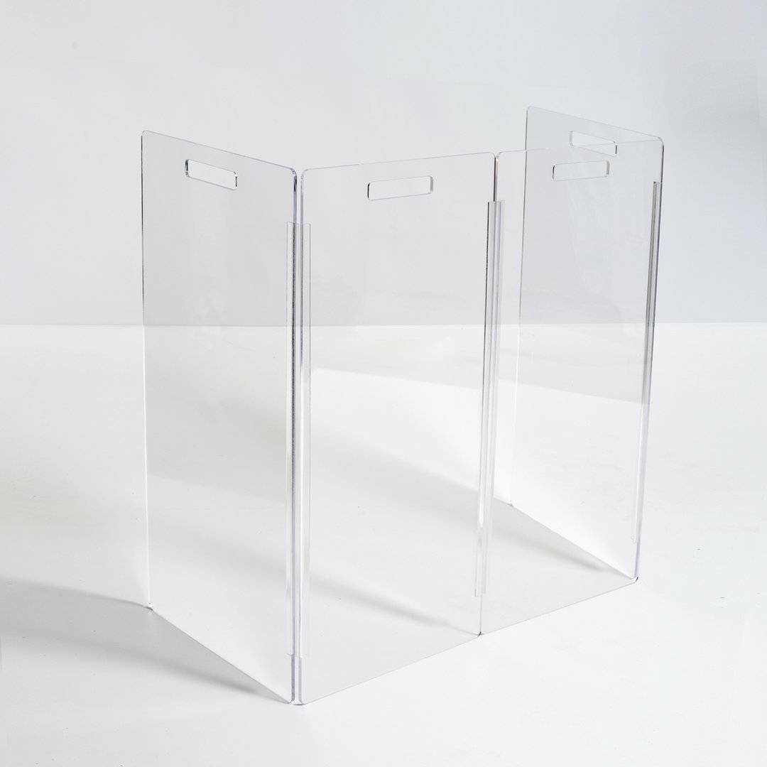 Clear Zig Zag Pet Gate  Image